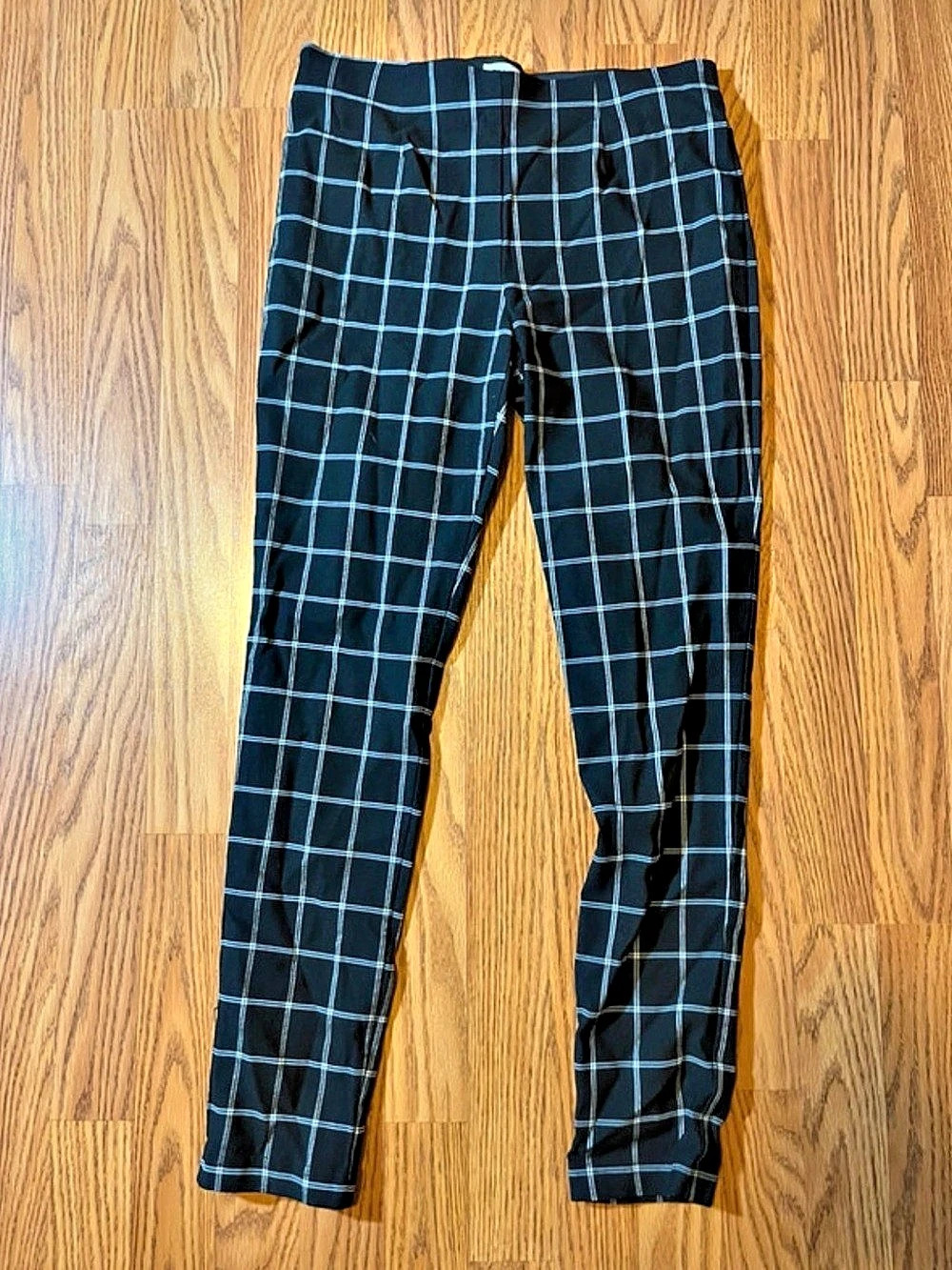 Calvin Klein ladies stretchy leggings dress pants size 8